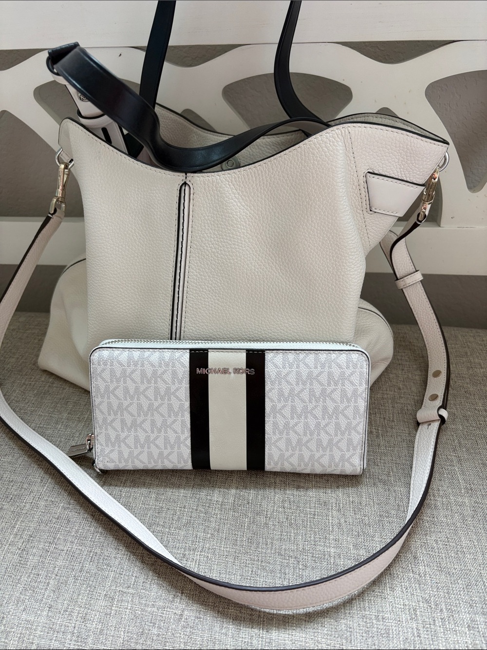 Michael Kors White Pebbled Leather Shoulder Bag with Matching Striped Wallet